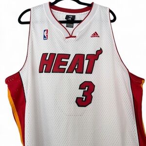 Adidas Men’s Miami Heat Dwayne Wade # 3 basketball jersey size XL
